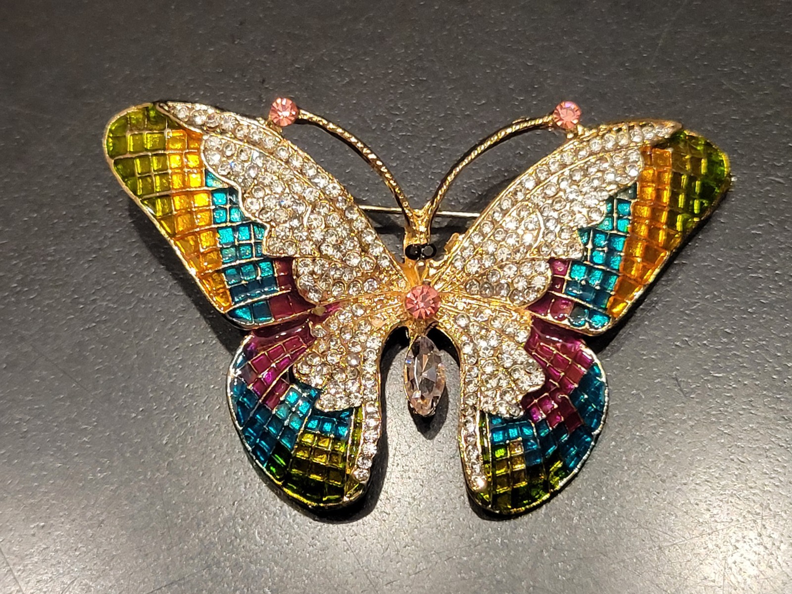 Big Beautiful Multicolor Rhinestone Butterfly Brooch Stunning P2-104