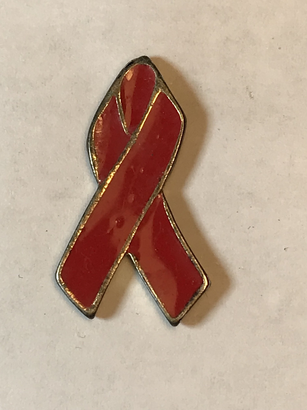 PIN RIBBON RED