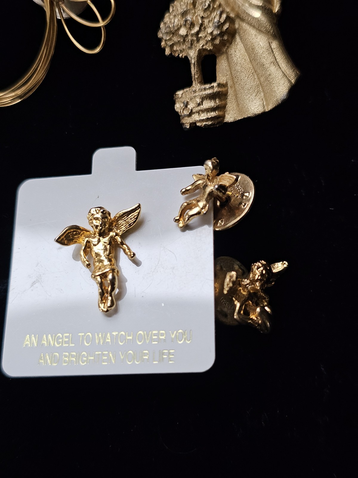 Lot Of 6 Guardian Angel Gold Tone Brooch/Pins Lapel Scatter 1 Nos Vtg/Mod Mix